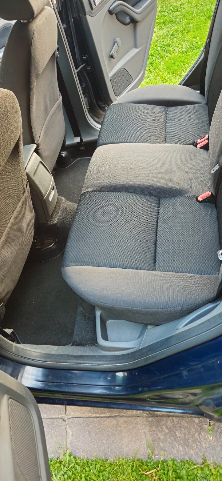 Ford Focus 1.6 BENZINA NEOPATENTATI