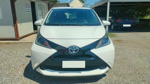 TOYOTA Aygo 1.0 VVT-i 69 CV 5P. x-cool 38000KM UN PROPRIETARIO