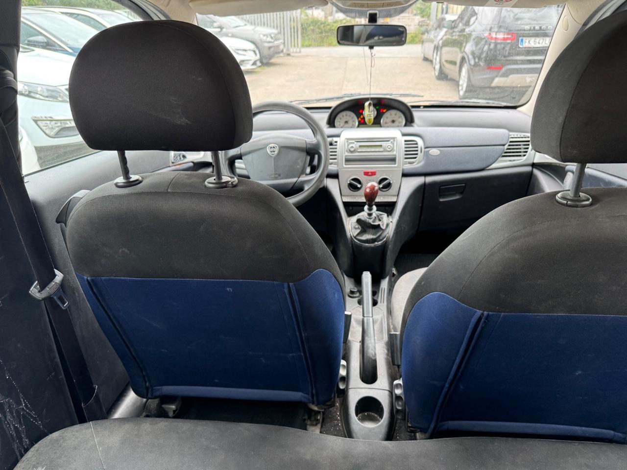 Lancia Ypsilon 1.2 Oro Plus