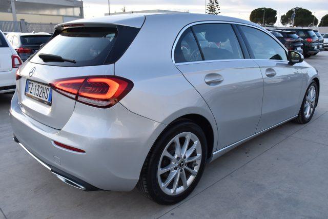 MERCEDES-BENZ A 160 d Sport guida neo patentati