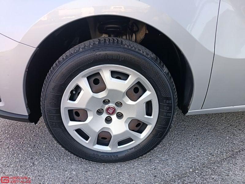FIAT Doblò 1.6 Mjt 16v 95cv EASY