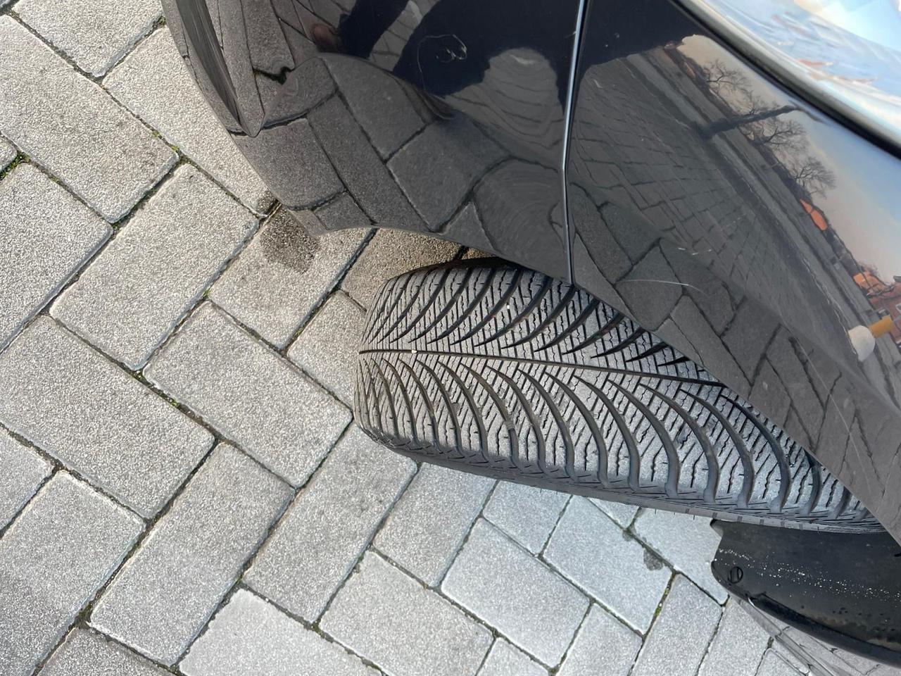 Peugeot 207 1.4 8V 75CV 5p. X Line 12 MESI GARANZIA