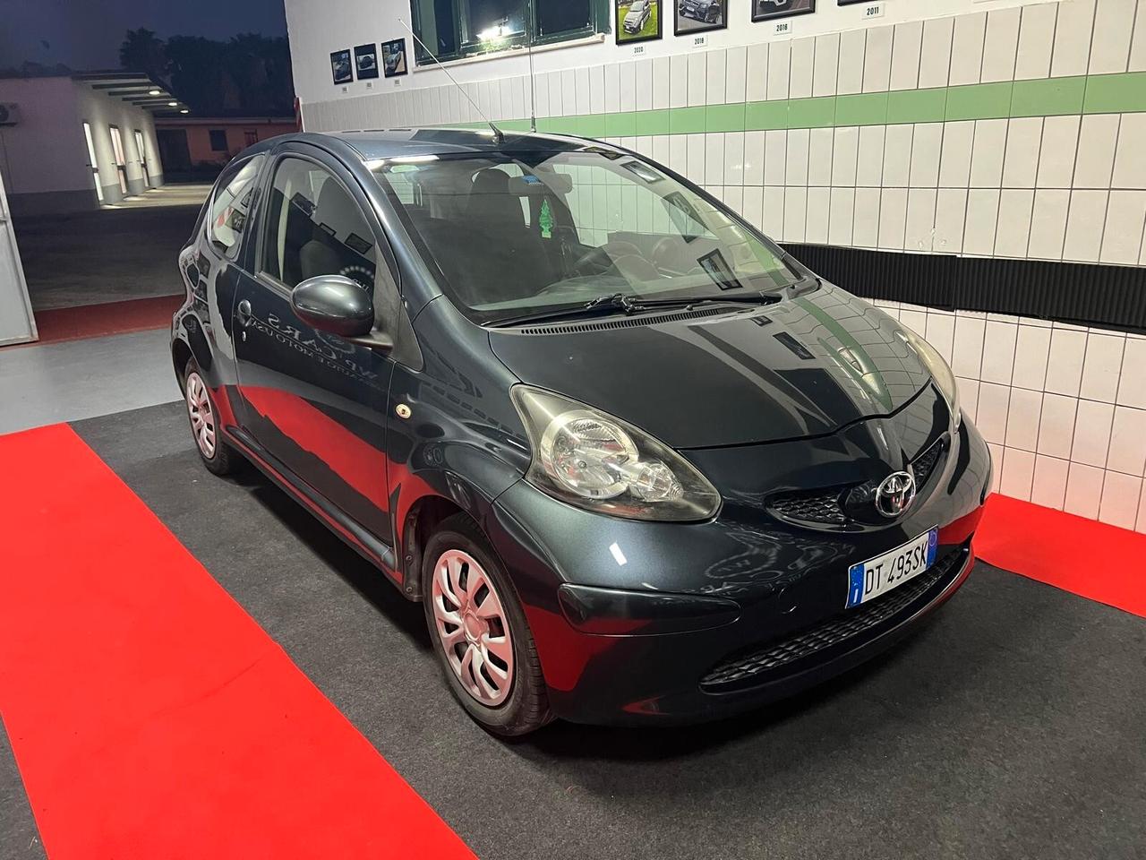 Toyota Aygo 1.0 12V VVT-i 3 porte Sol