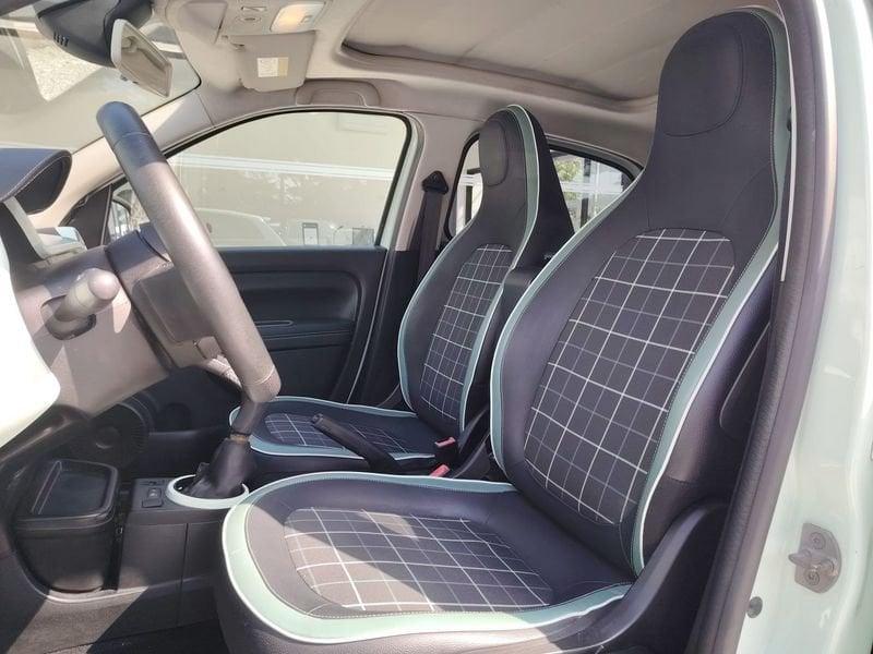 Renault Twingo SCe Stop&Start La Parisienne