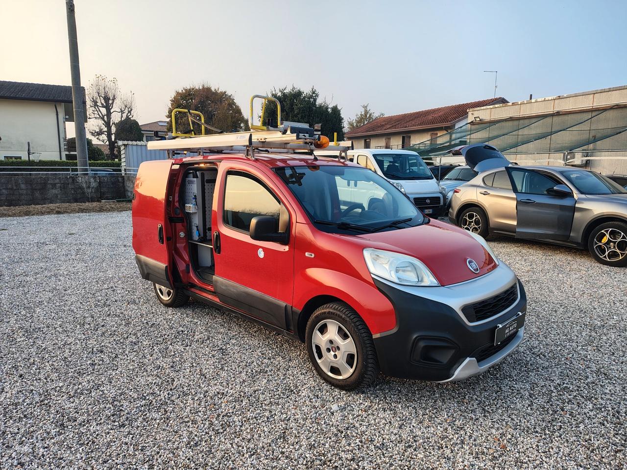 Fiat Fiorino 1.3 MJT 95CV Furgone Adventure E5+Allestito