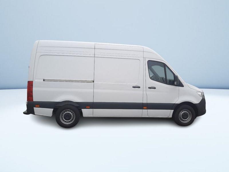 Mercedes-Benz Sprinter 311 CDI F 37/35