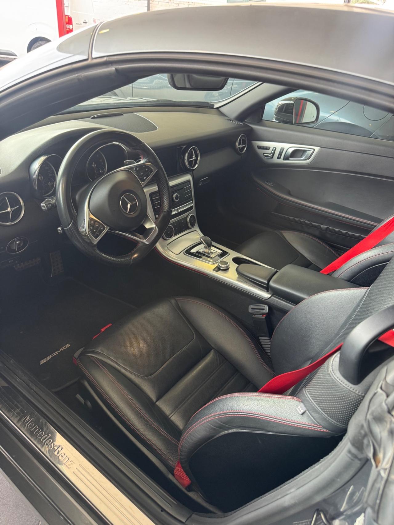 Mercedes-benz SLC 300 250 d AMG line
