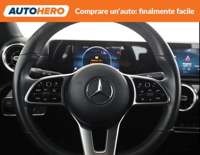 MERCEDES-BENZ A 180 d Automatic Business
