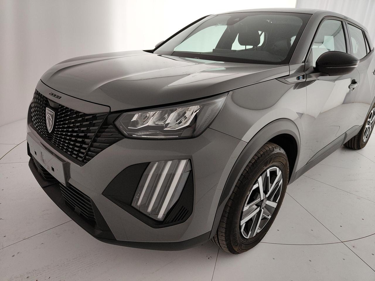 Peugeot 2008 motore elettrico 136 CV Active