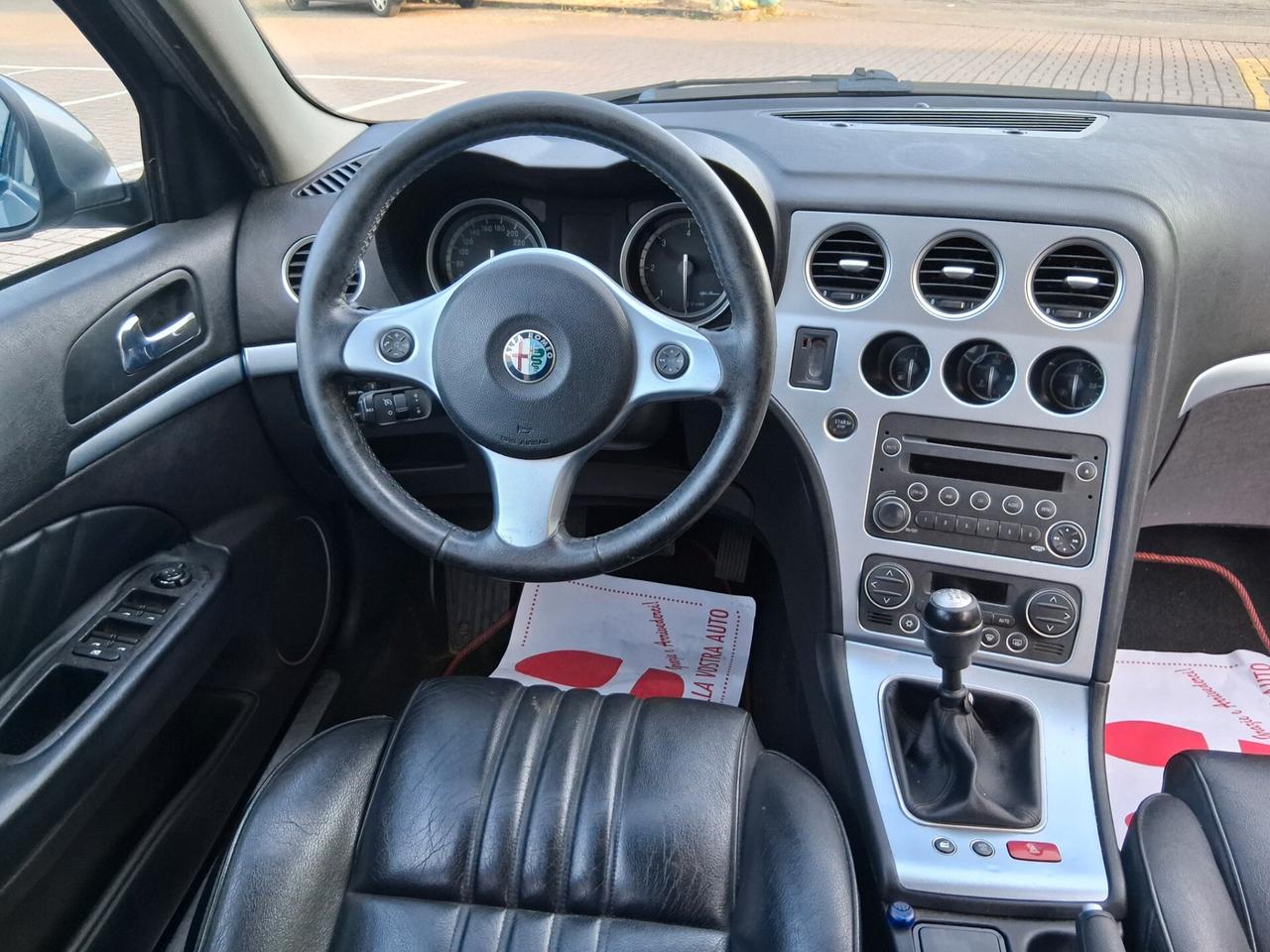 Alfa Romeo 159 1.9 JTDm 16V Sportwagon Distinctive