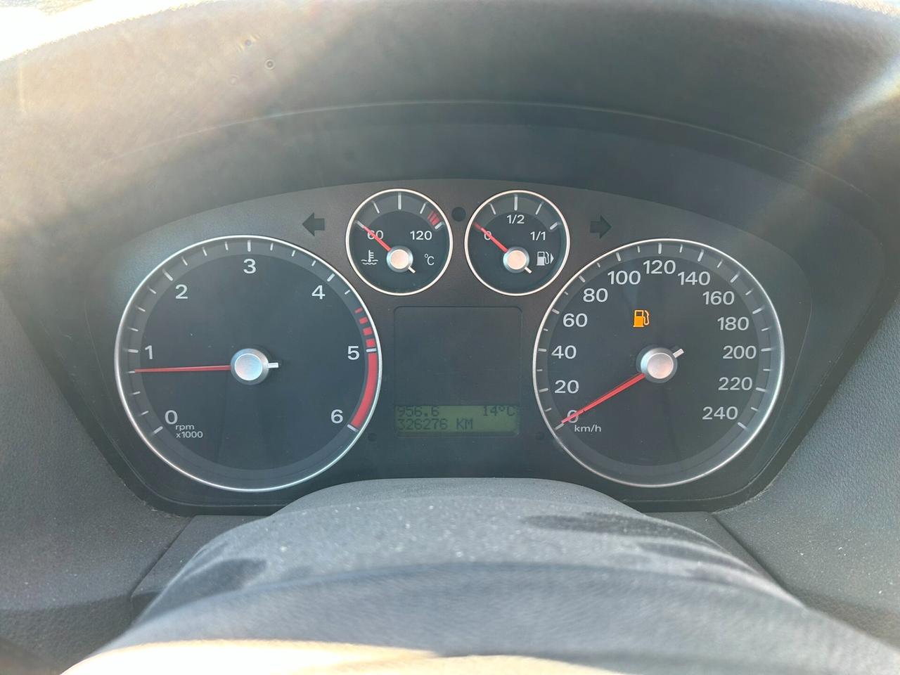 FORD FOCUS WAGON 1.6 TDCI 90CV - PER EXPORT