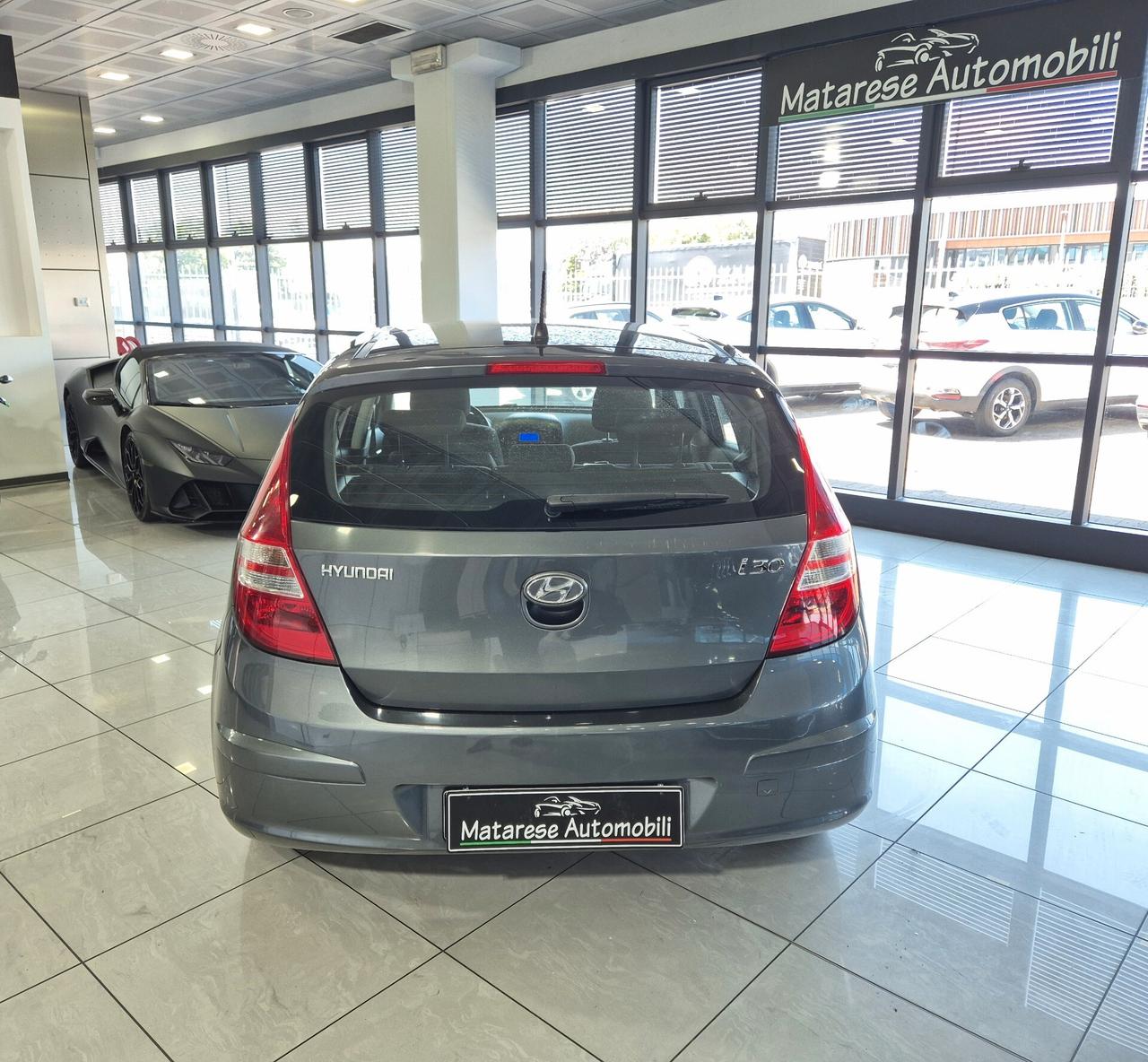 Hyundai i30 1.4 cc 109CV NEOPATENTATI Tagliandata Garanzia