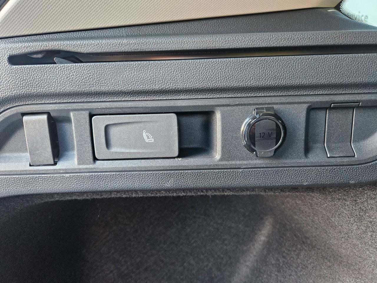 Volkswagen Passat 2.0 TDI 150 CV SCR DSG Business