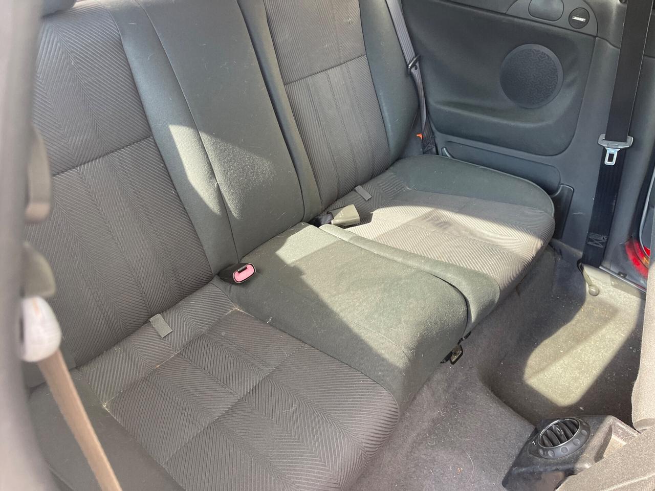 Alfa Romeo 147 1.6i benzina T- Spark neopatentati