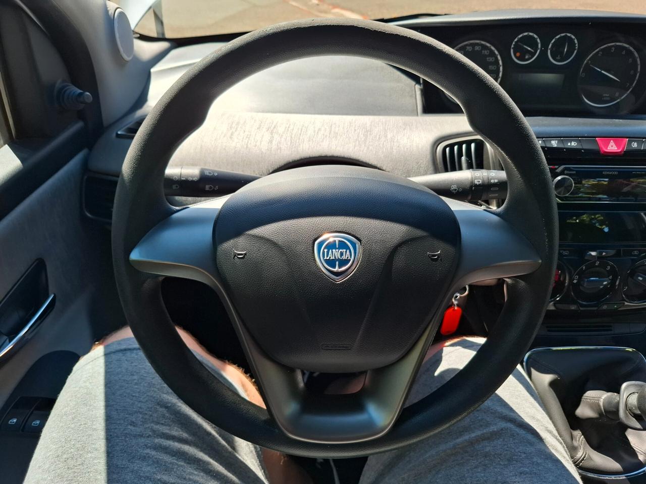 Lancia Ypsilon 1.2 69 CV 5 porte S&S Platinum
