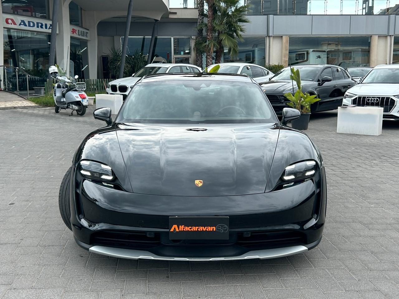 Porsche Taycan 4s Cross Turismo