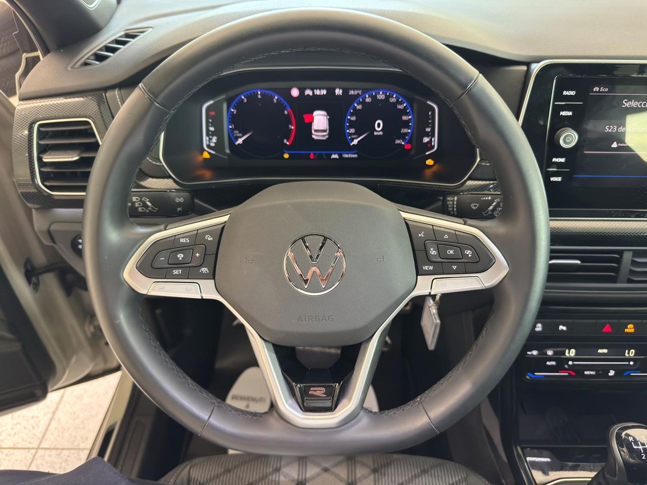 VOLKSWAGEN T-Cross 2024 1.0 tsi R-Line 115cv