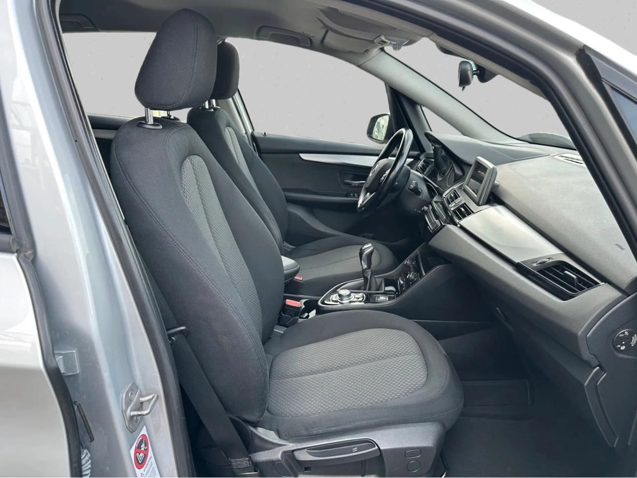 BMW 218d Active Tourer 2.0d 150cv Euro6b, Fari LED