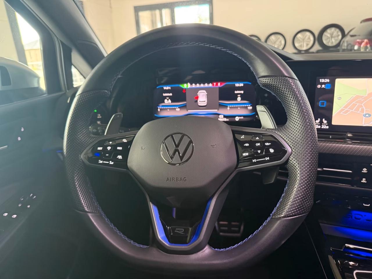 Volkswagen Golf VIII 8 R 4Motion Matrix