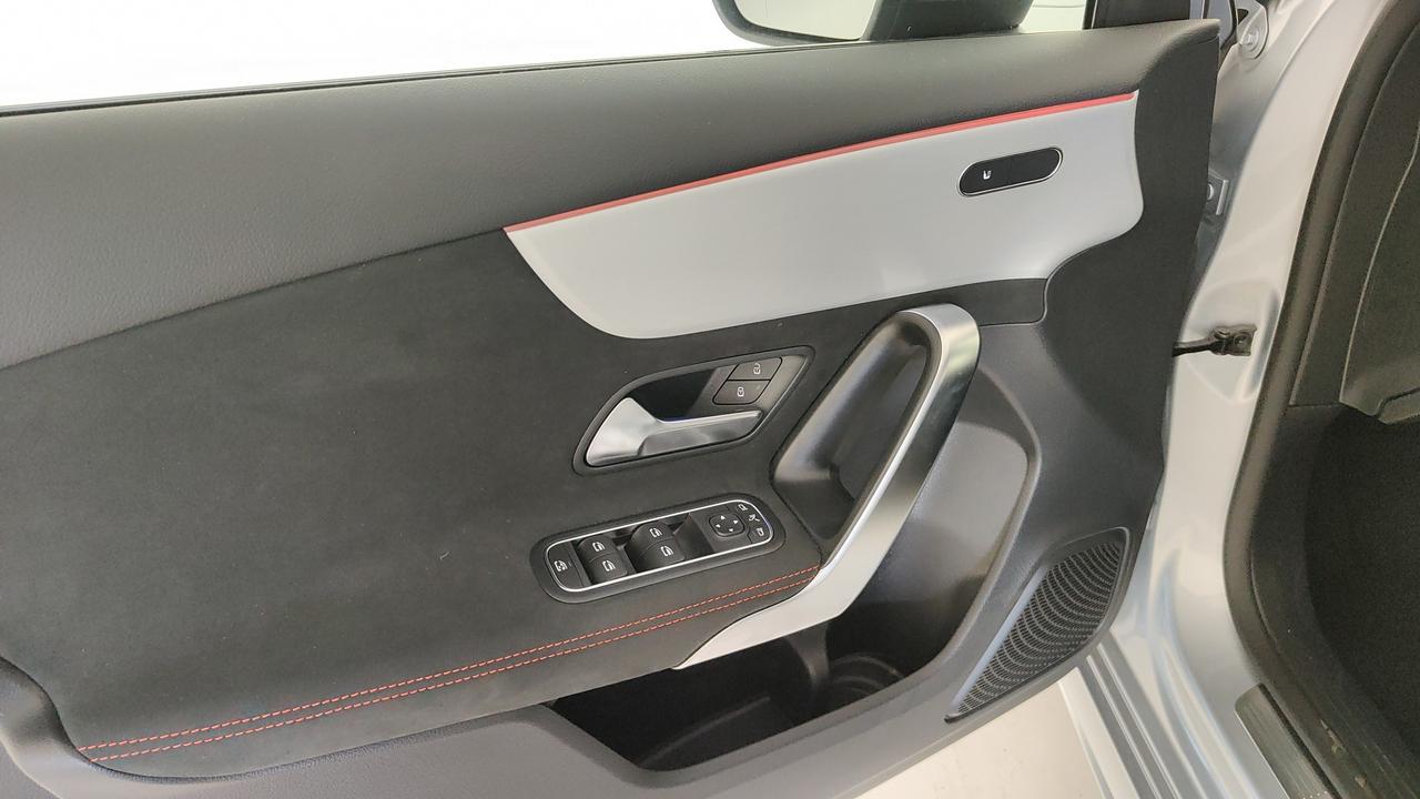 Mercedes-Benz A 180 d Automatic