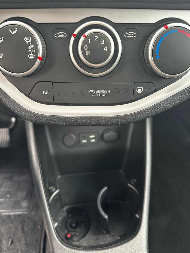 KIA Picanto 1.0 12V 5 porte Glam Collection OK NEOPATENTATO