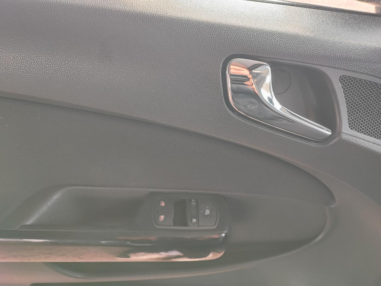 Opel Corsa 1.2 5 porte Cosmo