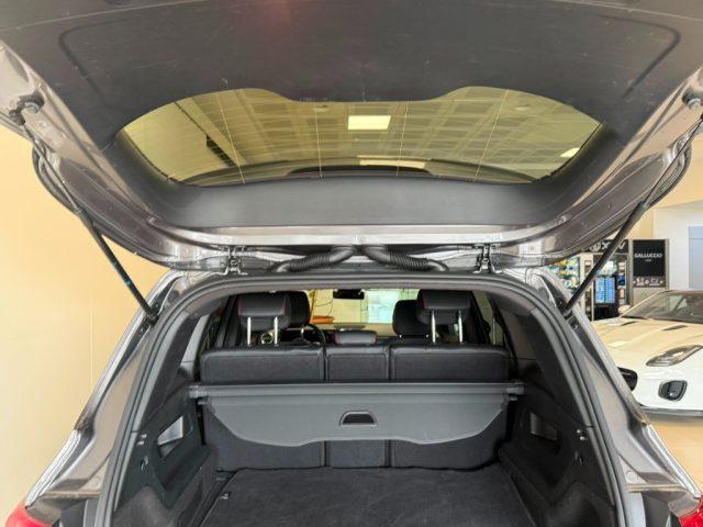 MERCEDES-BENZ GLB 180 d Automatic Sport