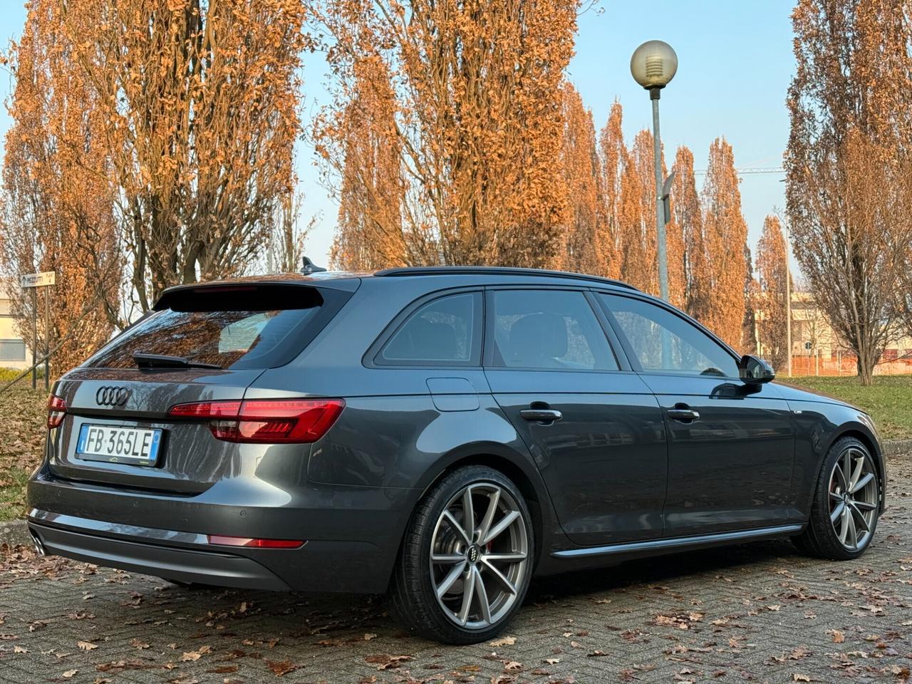 Audi A4 Avant 2.0 TDI 190 CV Sline