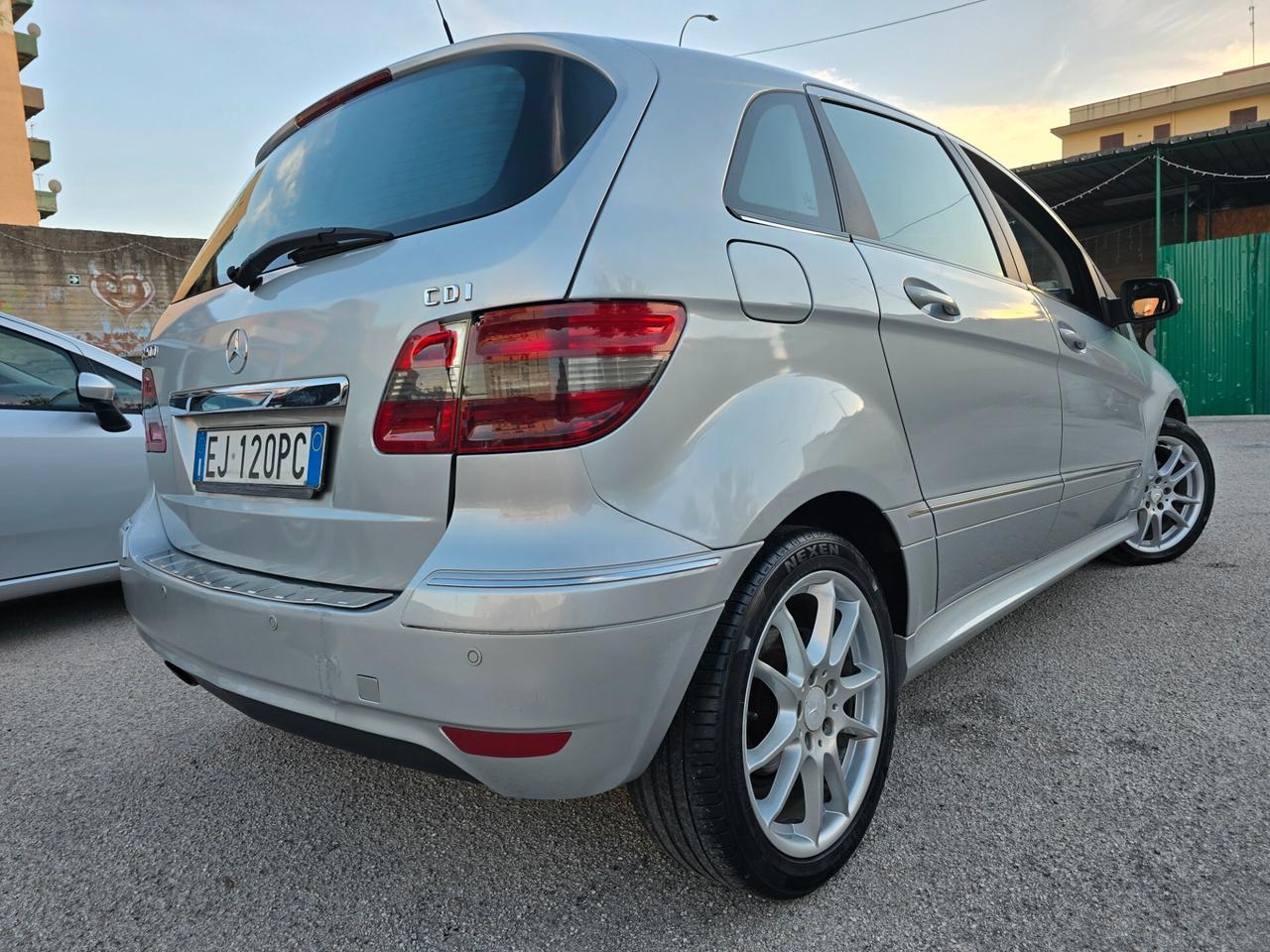 Mercedes Classe B 2.0 diesel 140cv full opt restyling 2011