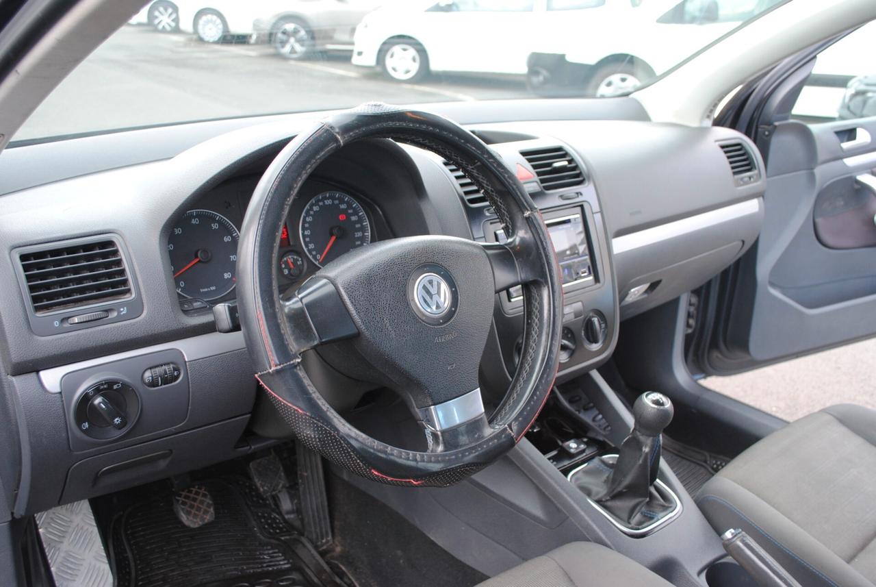 VOLKSWAGEN GOLF 1.6 102 CV BENZ/GPL