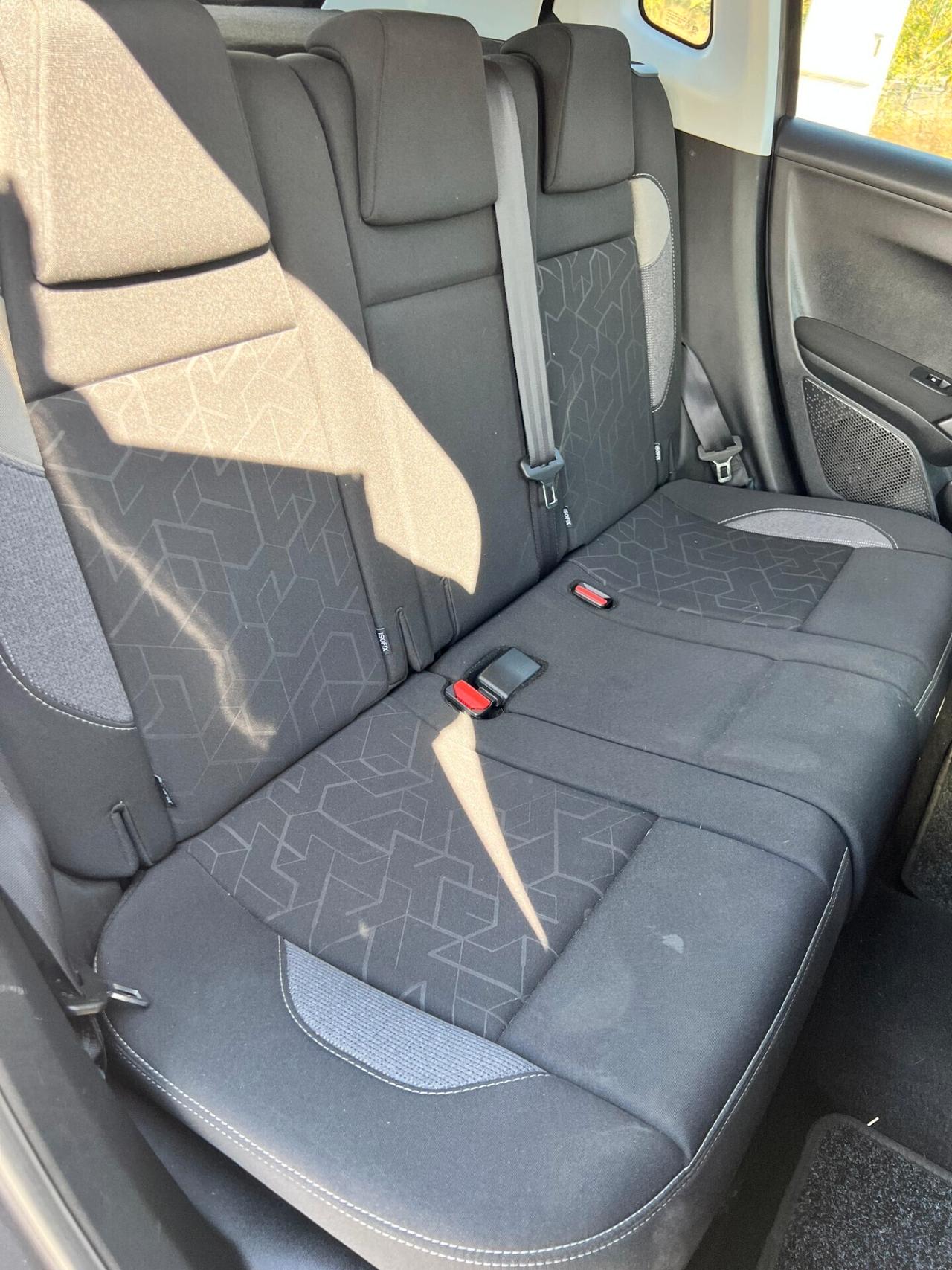 Peugeot 2008 1.6HDI PARI AL NUOVO FULL 2016