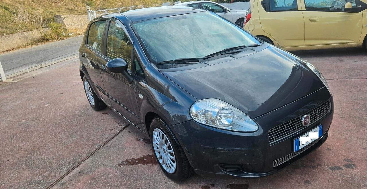 Fiat Grande Punto 1.3 MJT 90 CV 5 porte Dynamic
