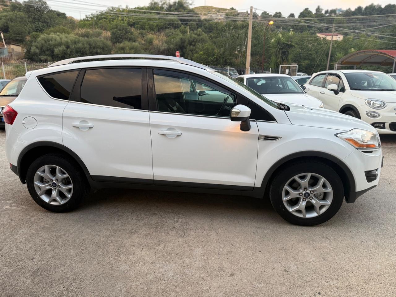 Ford Kuga 2.0 TDCi 140 CV 2WD Titanium Km Certif