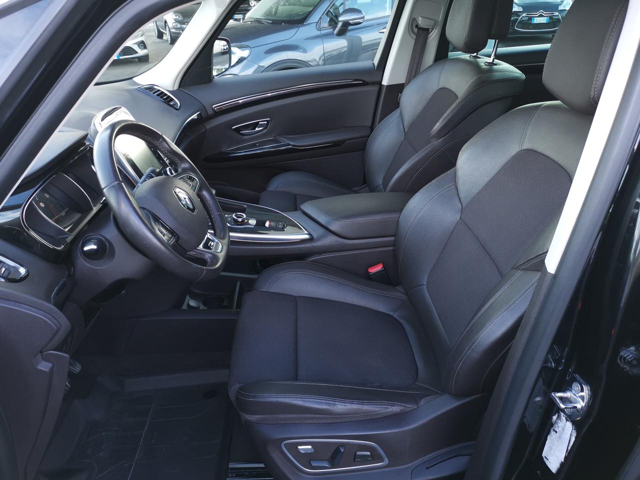 Renault Espace dCi 160CV EDC Energy Initiale Paris 4Control