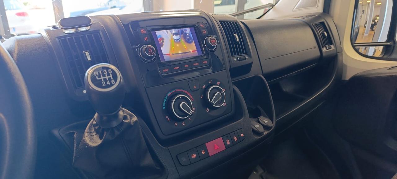 Peugeot Boxer 330 2.2 BlueHDi 120 S&S PC-TN Furgone