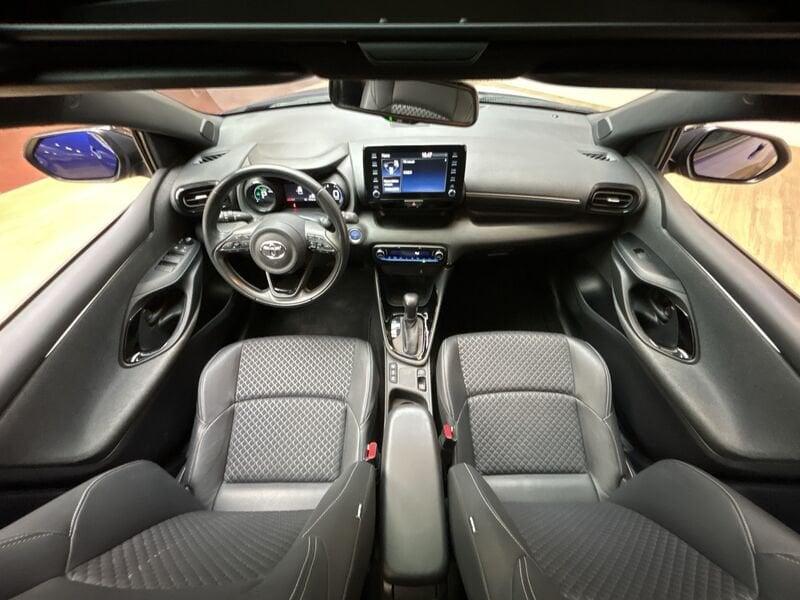 Toyota Yaris 1.5 hybrid Lounge