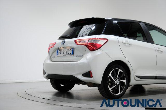 TOYOTA Yaris 1.5 HYBRID 5 PORTE TREND WHITE EDITION