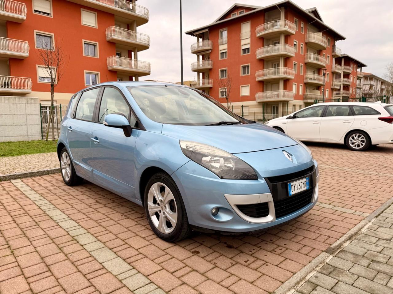 Renault Scenic Scénic X-Mod 1.6 GPL Dynamique