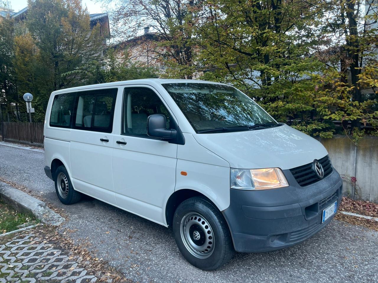 VW T5 TRANSPORTER SHUTTLE 2.5 TDI/174CV 9POSTI