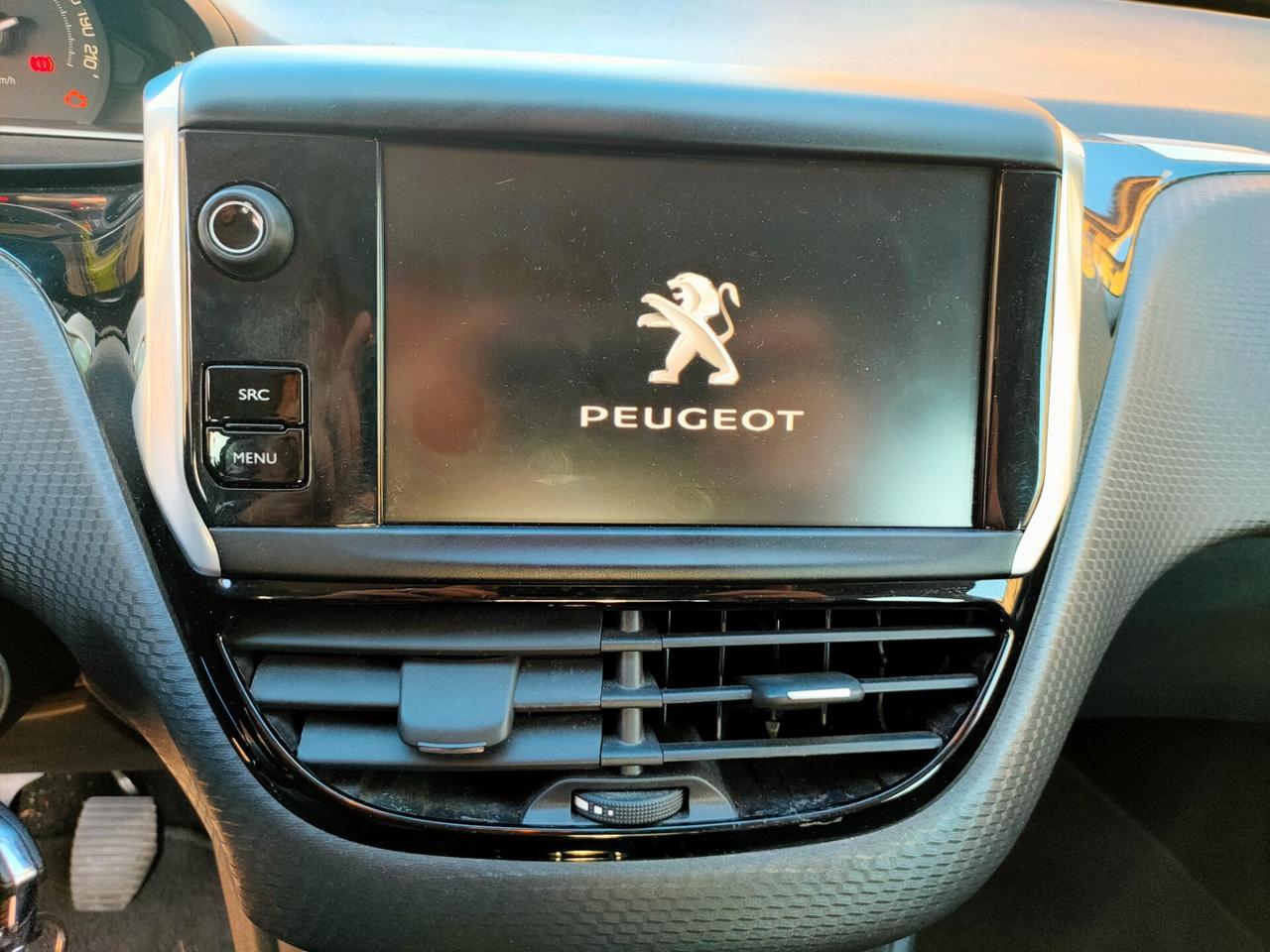Peugeot 2008 PureTech 82 S&S Active Neopatentati