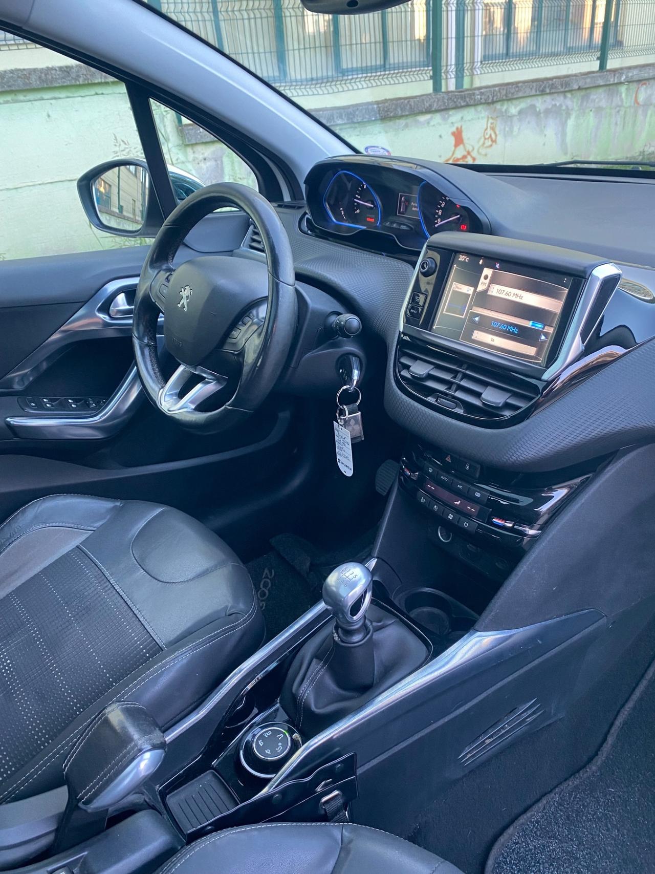Peugeot 2008 HDI 2014 Full Navi Led Tetto