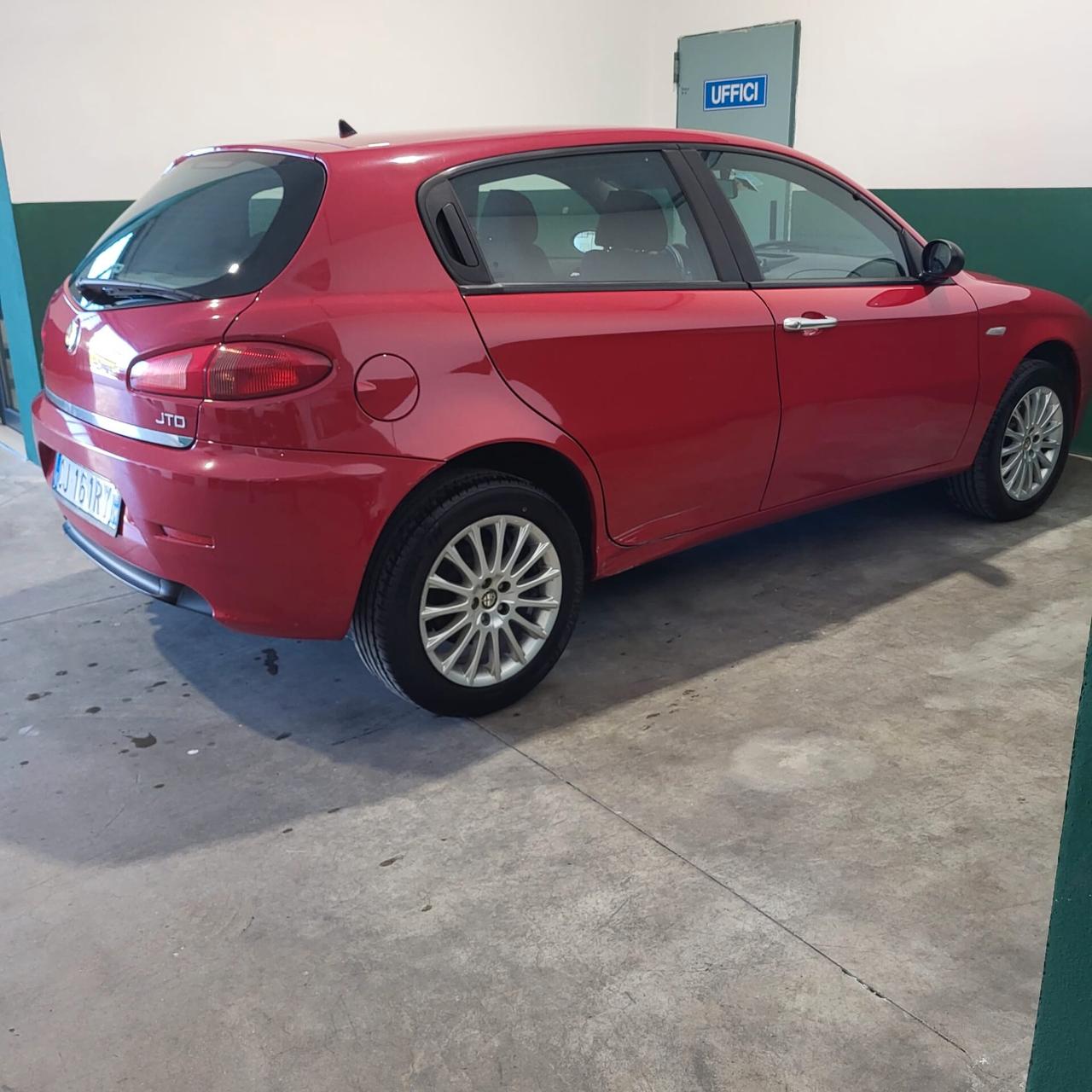 Alfa Romeo 147 1.9 JTD (115 CV) 5 porte Progression – 2005