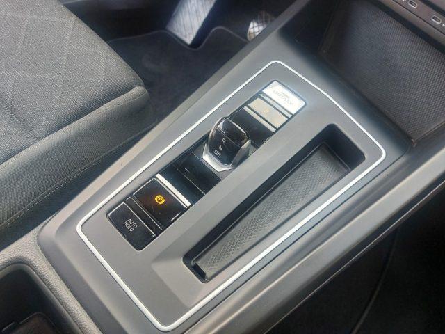 VOLKSWAGEN Golf 2.0 TDI DSG SCR Life Uniprò km 75000 Fatturabile