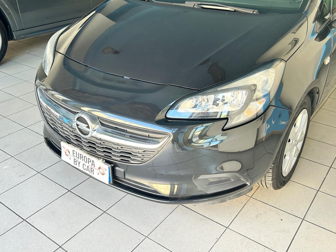 Opel Corsa 1.2 5 porte