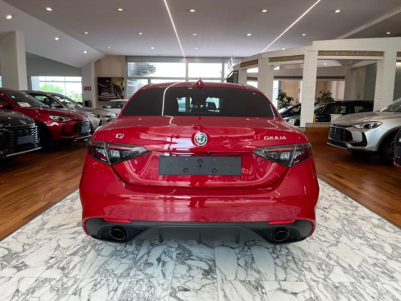 ALFA ROMEO Giulia 2.0 Turbo 280 CV AT8 AWD Q4 Competizione