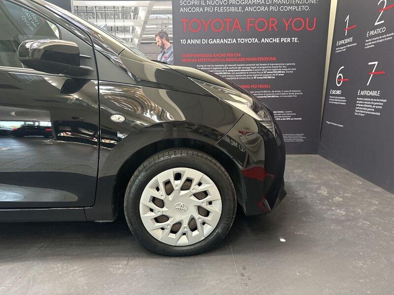 Toyota Aygo Aygo Connect 1.0 VVT-i 72 CV 5 porte x-play