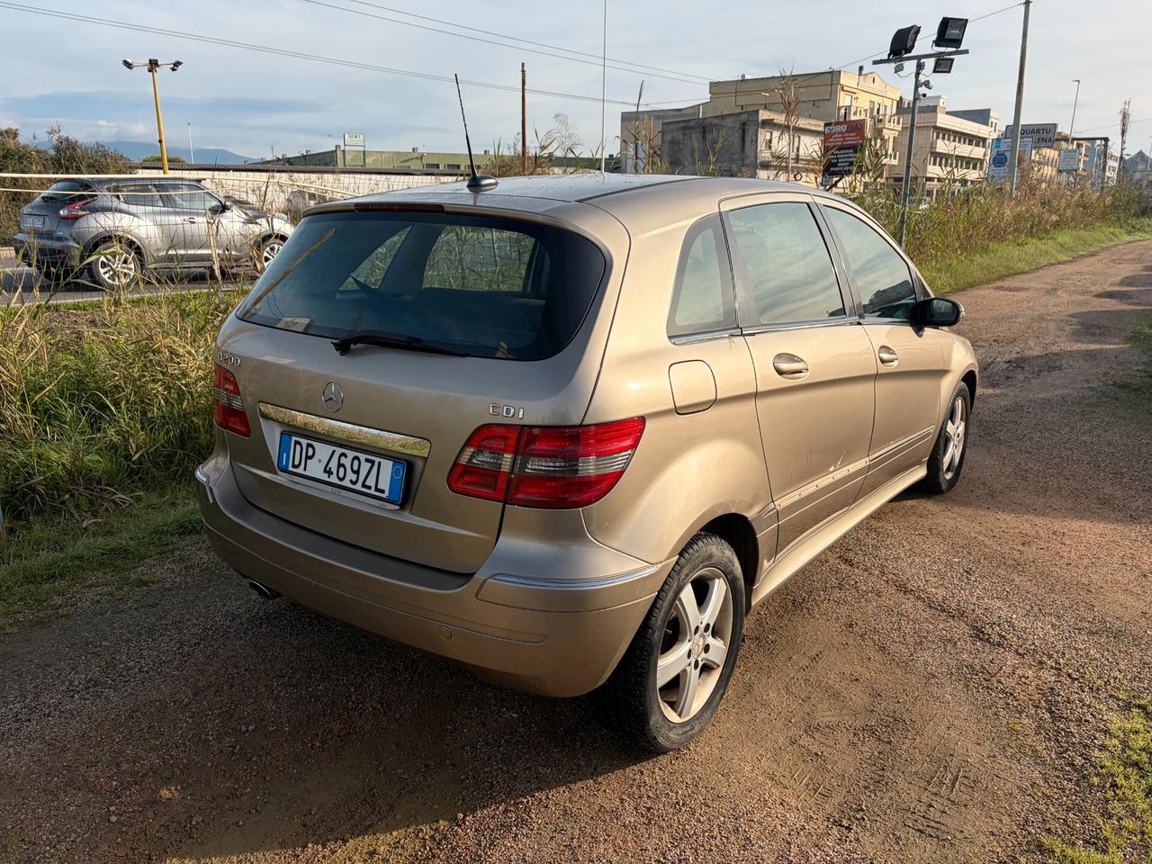 MERCEDES B200 CDI 140CV ANNO 2008
