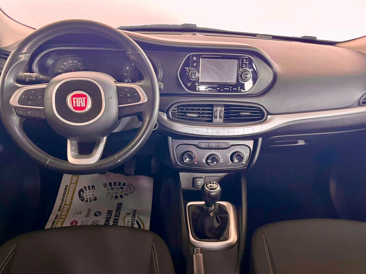Fiat Tipo Tjet 5p s-design