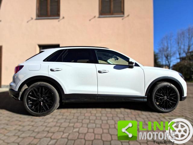 AUDI Q3 35 TDI S tronic Identity Black Business Advantage