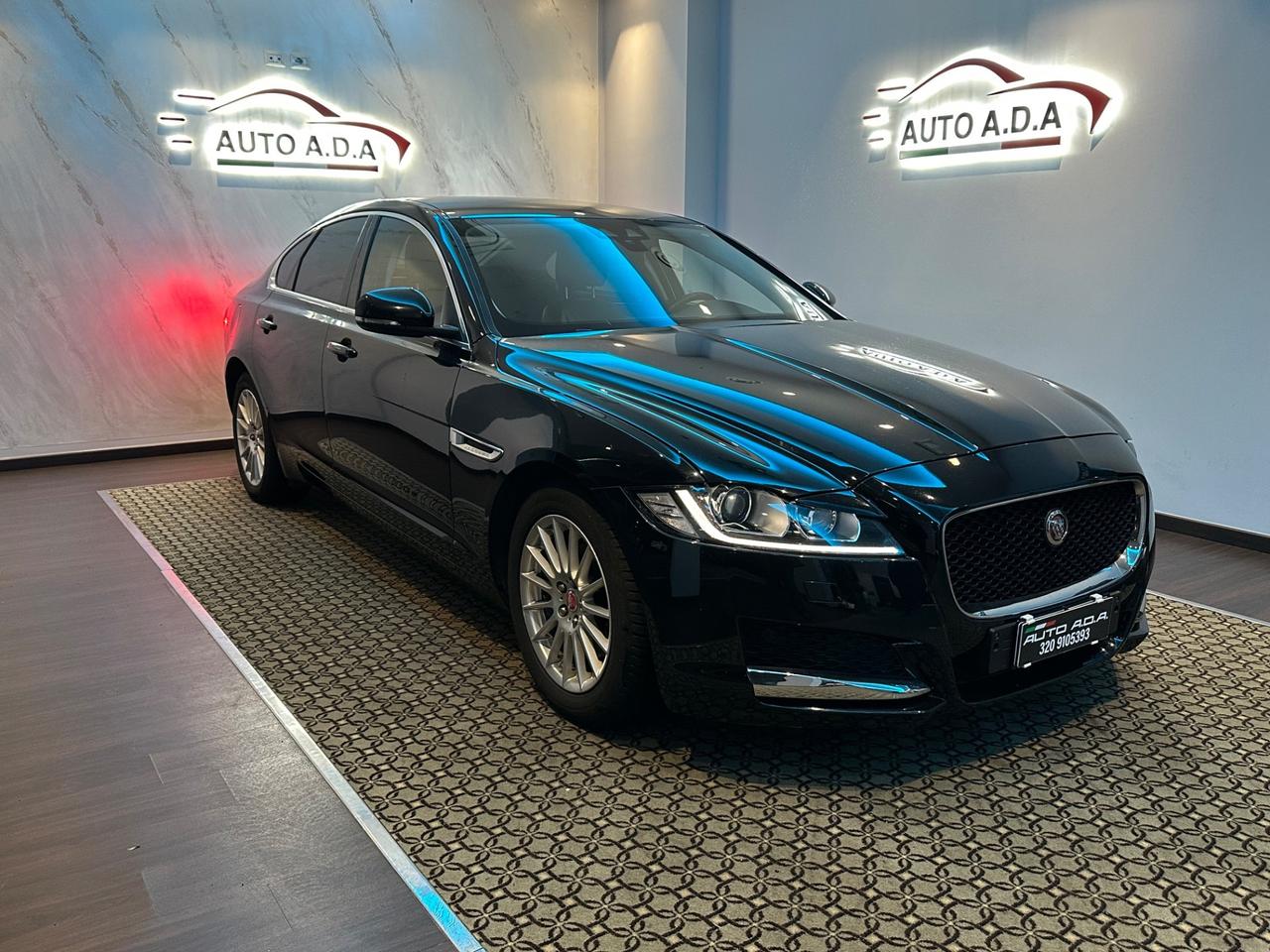 Jaguar XF 2.0 D 180 CV Portfolio